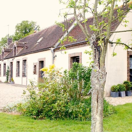 مبيت وإفطار La Puisaye La Pastorale المظهر الخارجي الصورة